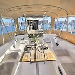 Hausboot Segelyacht Nui Burgtiefe auf Fehmarn