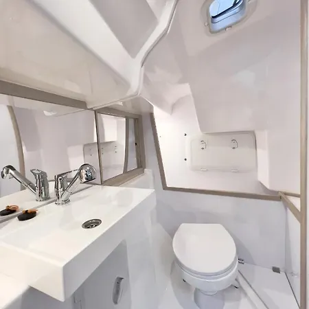 Hausboot Segelyacht Nui