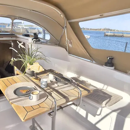 Hausboot Segelyacht Nui *