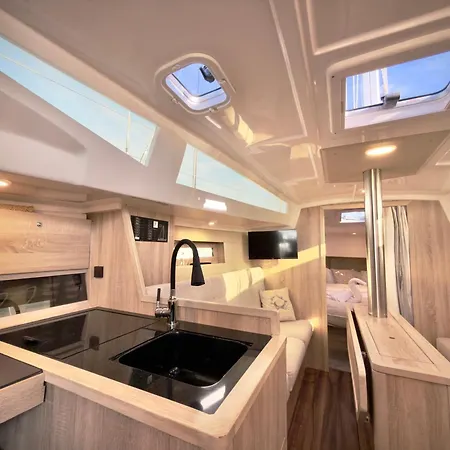 Hausboot Segelyacht Nui